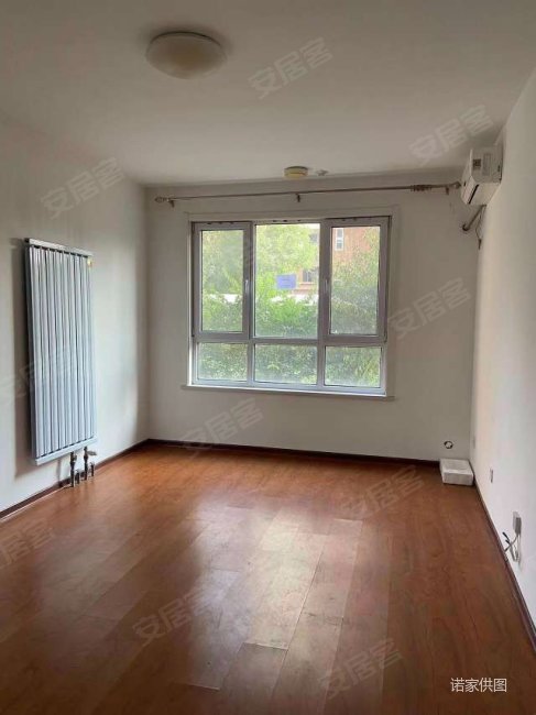 荣乐园车位充足正南朝向带电梯满五