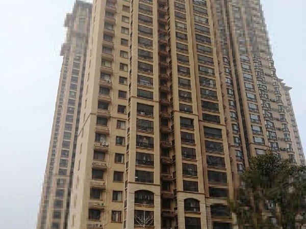 河景大平层新港龙庭精装四室带车位全套家具家电随时看房