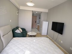 临沂兰山华润中心短租月付拎包入住恒大 华润中心 新天地 金泰华府出租房源真实图片