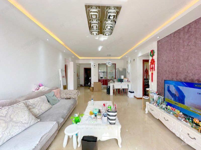 医疗配套成熟 正规商品房 有电梯 集中供暖 商圈成熟 近地铁,帝景湾