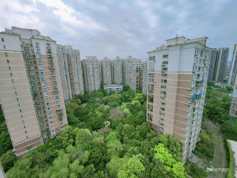 出售牛王庙蜀都花园标间34平米中间楼层采光好