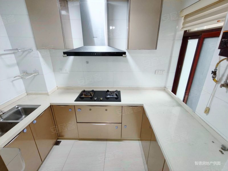 佳元椰风水韵椰博隔壁电梯两房无需装修全明户型拎包入住