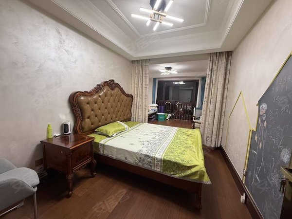 金华东阳东阳江北江滨九号江滨九号 豪装7房 带车库空中别墅出租房源真实图片