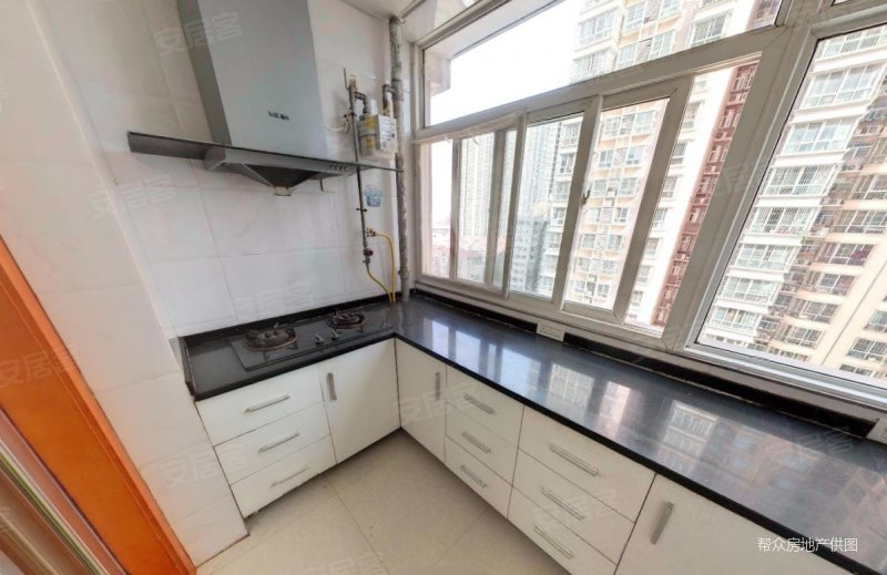 瑞景华庭 中间楼层采光好 精装可拎包入住 电梯房 正规商品房