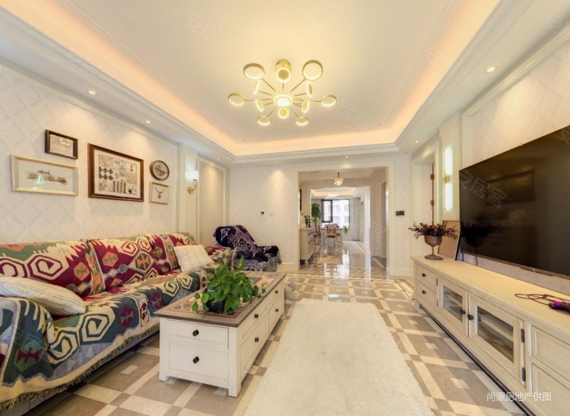 西派国际4室2厅3卫177.8㎡南北430万