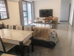 深圳大鹏新区大鹏保利香槟苑四房两厅两卫出租家私家电齐全。出租房源真实图片