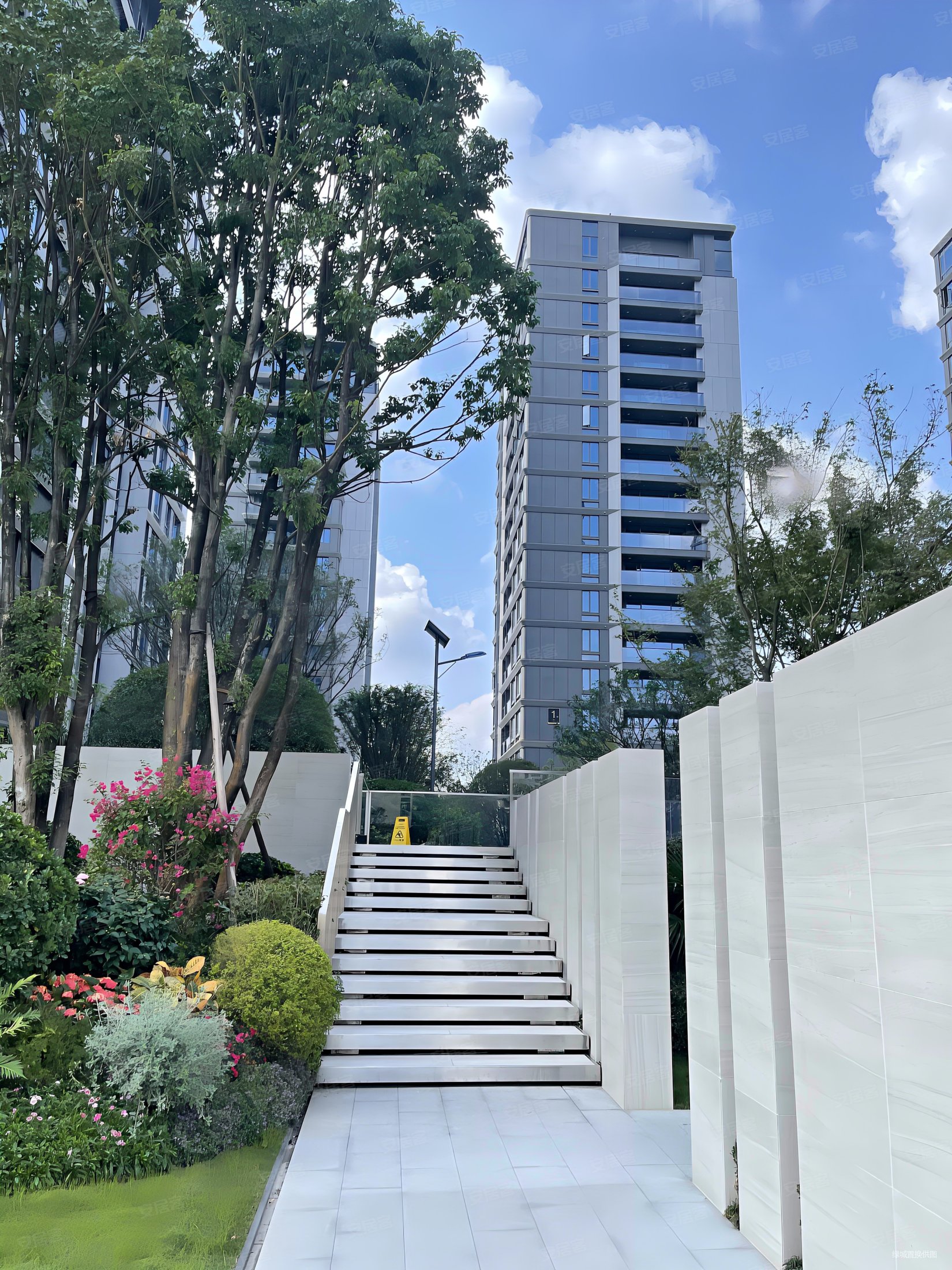 k11御潮府,全新四房改善户型,满二,诚售,看房方便