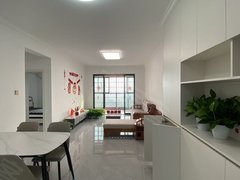 长沙岳麓市政府盛世耀凯 3室2厅1卫出租房源真实图片