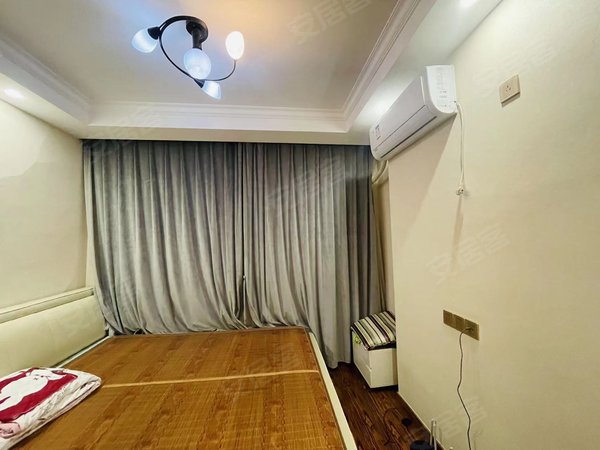 金华东阳东阳市中心紫荆公馆紫荆公馆 3室2厅2卫 精装修 电梯房 122平