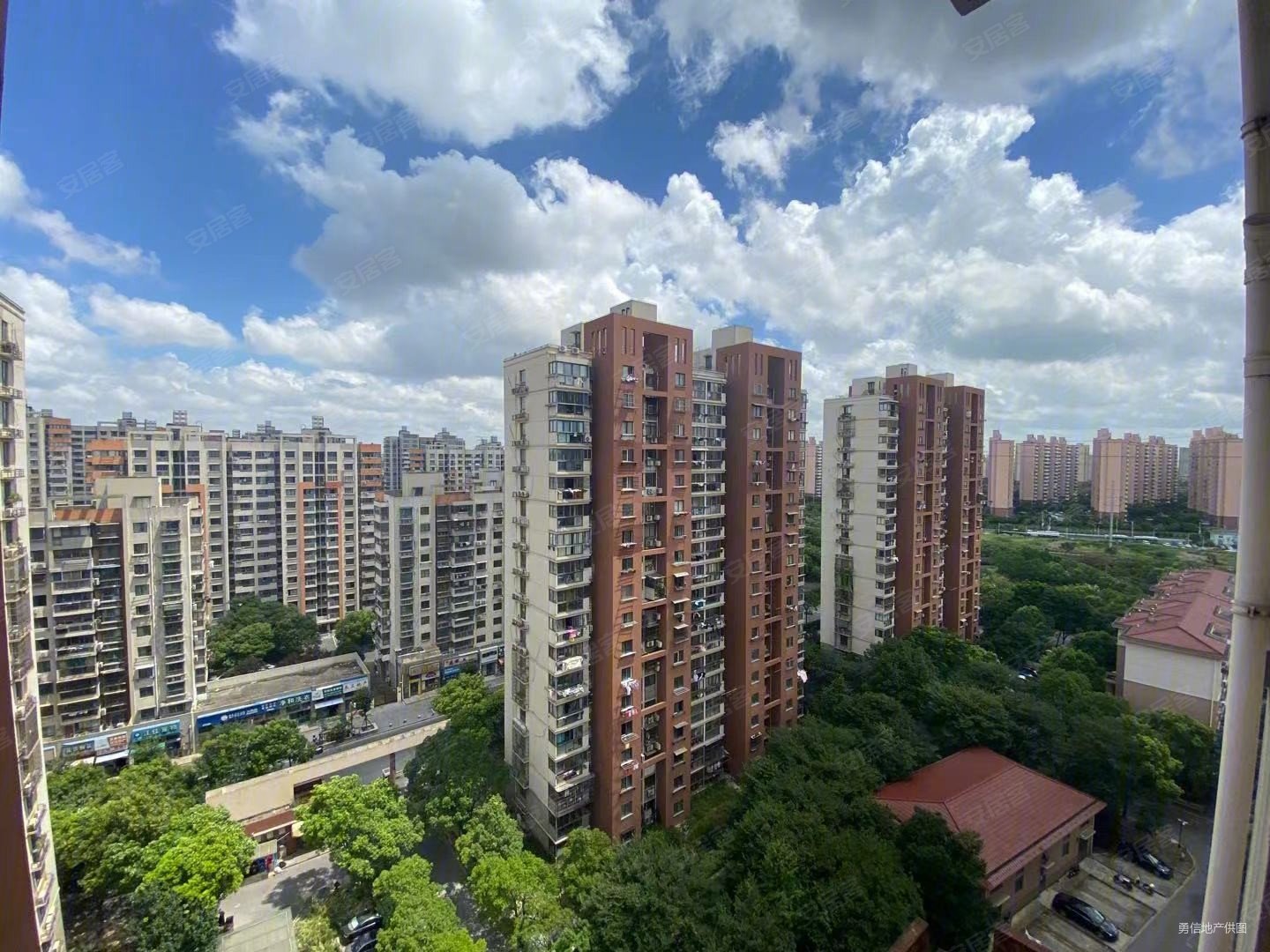 电梯房 精装修 1室1厅 鹤沙航城航武嘉园(西区) 居家自住