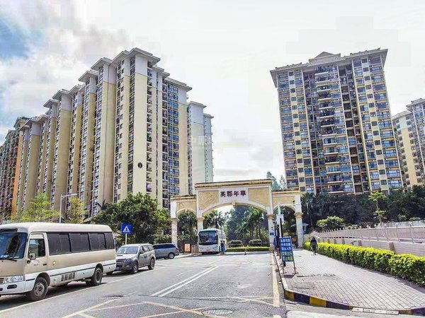 深圳布吉丹竹头英郡年华丹竹头地铁站~英郡年华,精装居家靓2房,家电