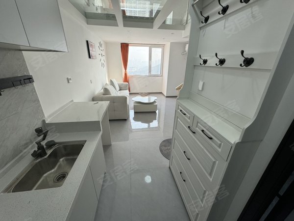 金华路租房,押一付一|1号线水清沟地铁旁双层loft电梯房,市北租房