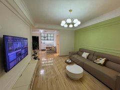 六安裕安裕安万达广场（实拍）海亮官邸精装三室 密码锁 可押一付一 丽水康城旁边出租房源真实图片