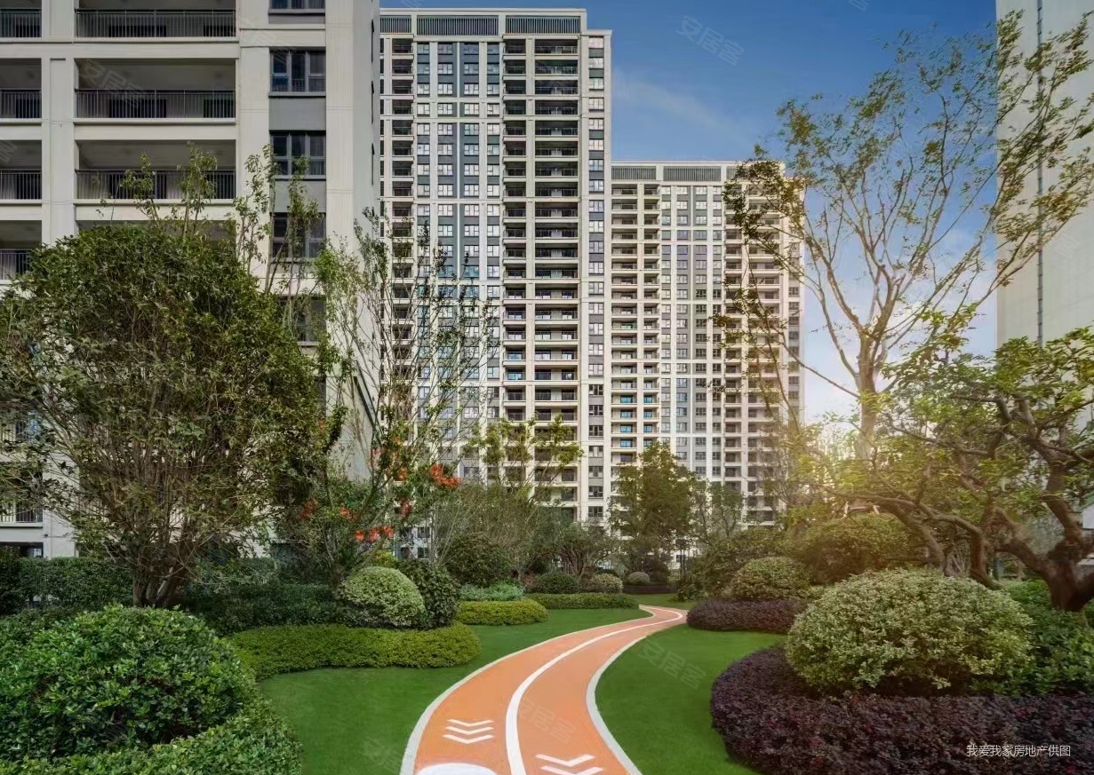 尹山湖悦景水湾近d铁128平精装四房拎包入住