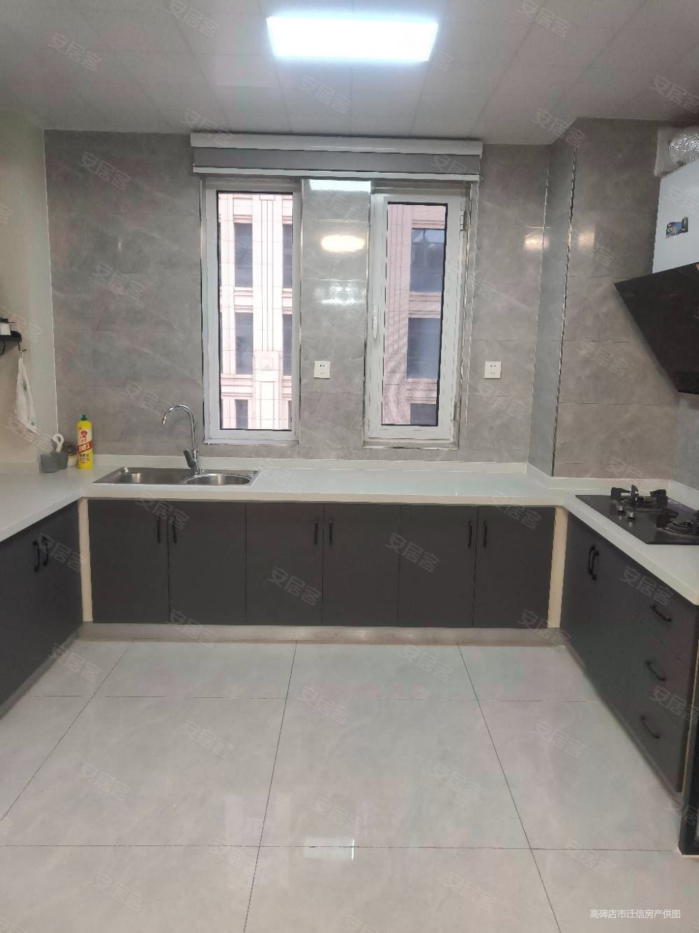 英伦名郡剑桥郡3室2厅2卫119㎡南北87万