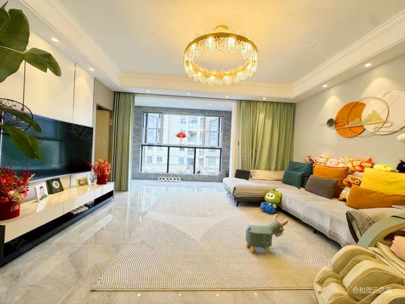 碧悦湾全新豪装电梯洋房送大露台品牌家具家电拎包入住