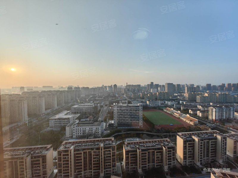 翰林首府3室2厅2卫119㎡南北132万