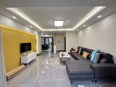 宜春袁州宜阳新区上东国际官园学校旁天虹周边精装四房，发租，密码锁。出租房源真实图片