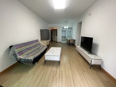 肇庆端州东湖林隐天下 出租全新家电 精装2房 电梯中层 200元出租房源真实图片