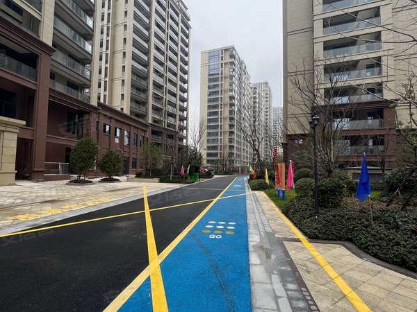 绍兴柯桥杨汛桥海波名苑海波名苑  精装大单间  内卫  可做饭出租房源