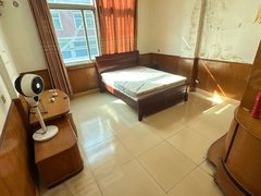 龙海城区龙海城区龙盛花园 5室0厅2卫出租房源真实图片