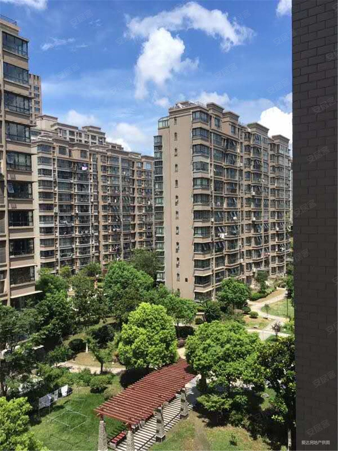 送车位中港城89平精装三房全天采光看房方便