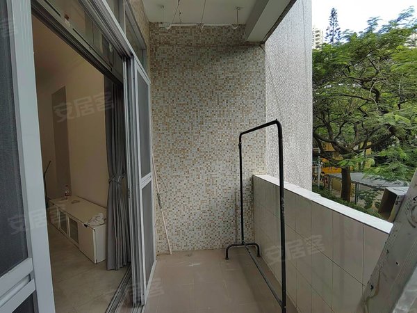 荔枝苑2楼,安静舒适3房,通风采光好,随时