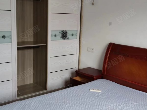 苏州吴江太湖新城湖滨华城平安苑湖滨华城平安苑 3室2厅2卫出租房源