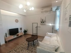 南昌红谷滩沙井路国际金融中心旁一室一厅,楼下地铁口天虹广场,出行方便随时看房出租房源真实图片