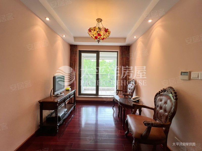 上海房产网>上海二手房>松江二手房>莘闵二手房>沿海丽水馨庭(别墅)>