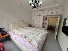 建湖哥伦布广场建湖东方广场万福新村精装3室出租,1000月,设施齐全出租出租房源真实图片