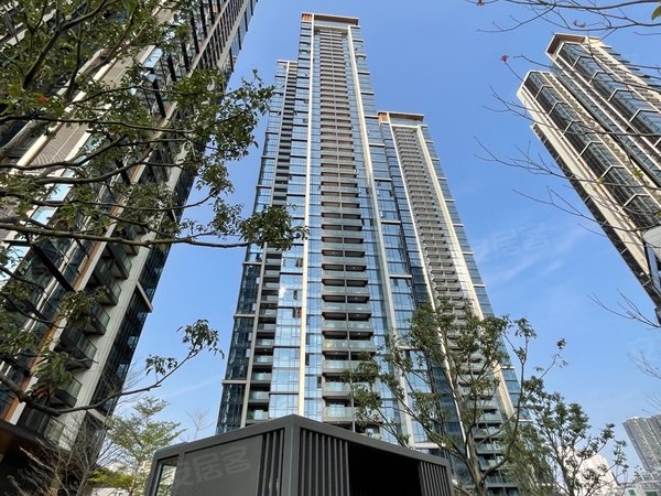 深圳南山大学城远洋天著华府大学城地铁口无缝接轨 精装四房头次出租