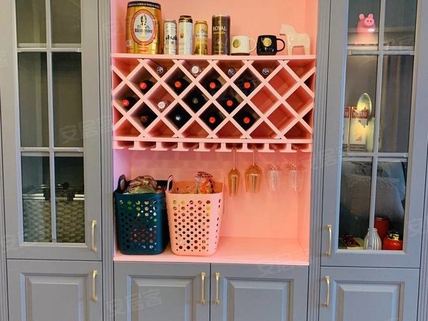 金华东阳东阳江北美的国宾府美的国宾府，中央空调带地暖，豪华公主房带衣帽间3000月出租房源真实图片