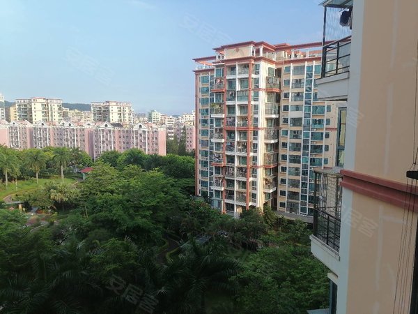 深圳宝安福永金域豪庭(三期)福永地铁口小区房金域豪庭三房两厅两卫