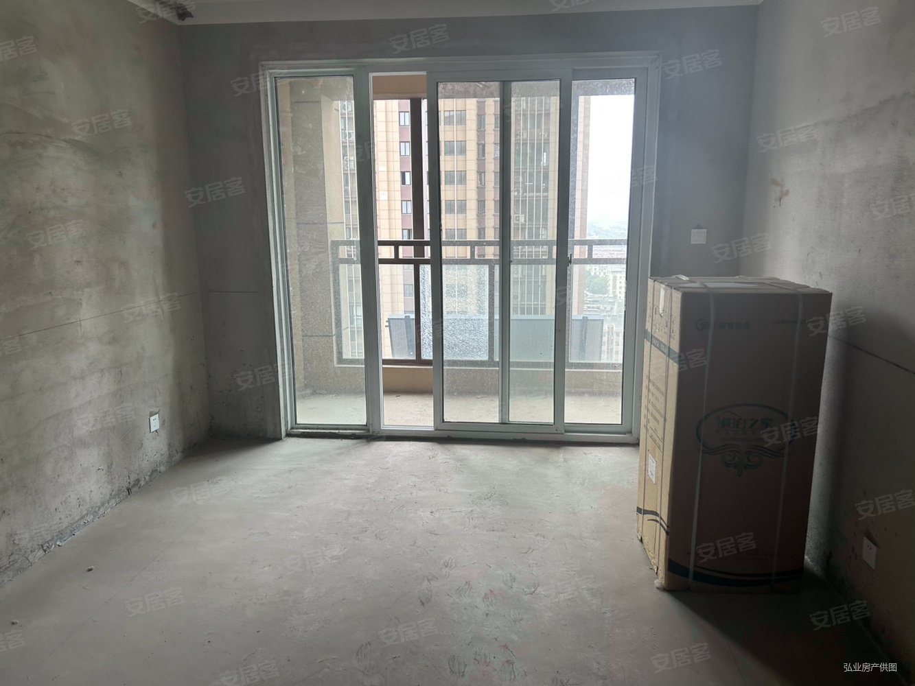 甘露茗苑二区18楼89.02平两室两厅一卫87万