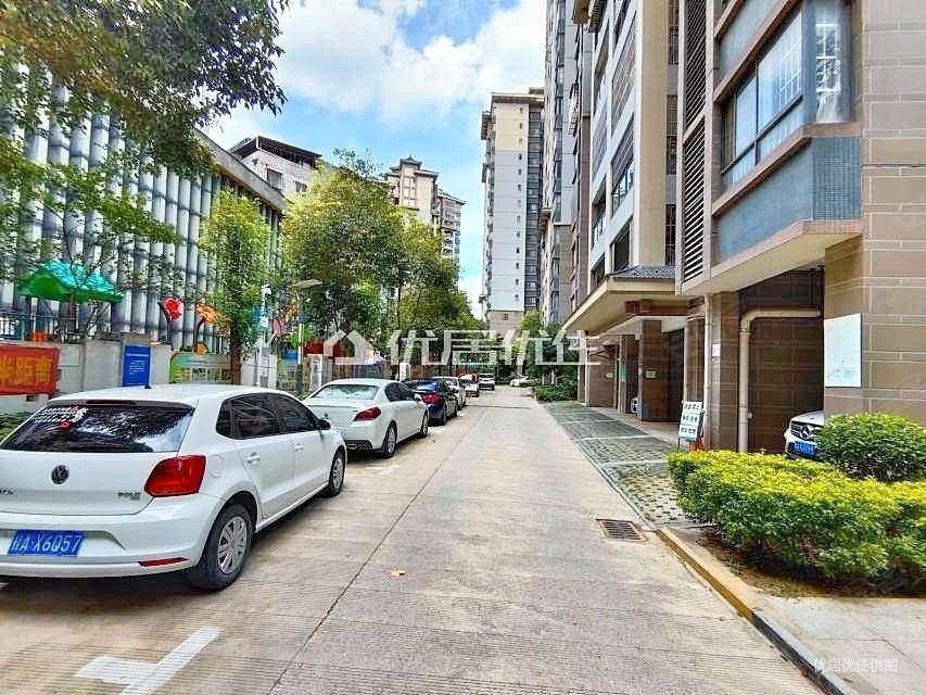 真实图片,亏本抛售,台湾街桃园居二手房,80万,2室2厅,1卫,79平米-南宁