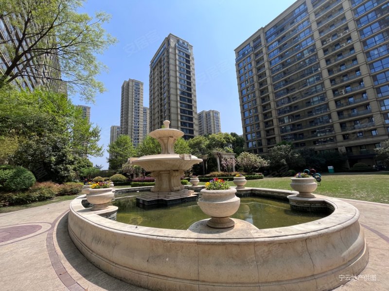 上秦淮翠屏诚园精装三房可谈满五电梯房中间好楼层