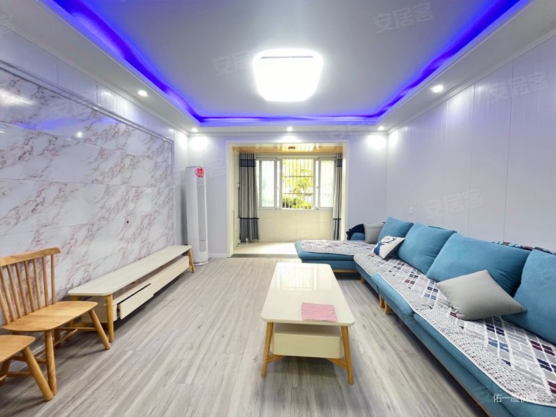 莉湖花园 居住密度低 精装修 临地铁 房龄新 南北通透