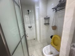 塔子湖地铁口 越秀三期整租精装修一居室