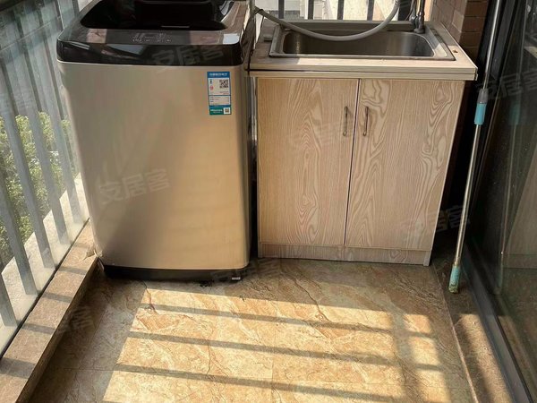 曹家桥地铁口,广悦小区,精装2室,天燃气,免费停车出租房源真实图片