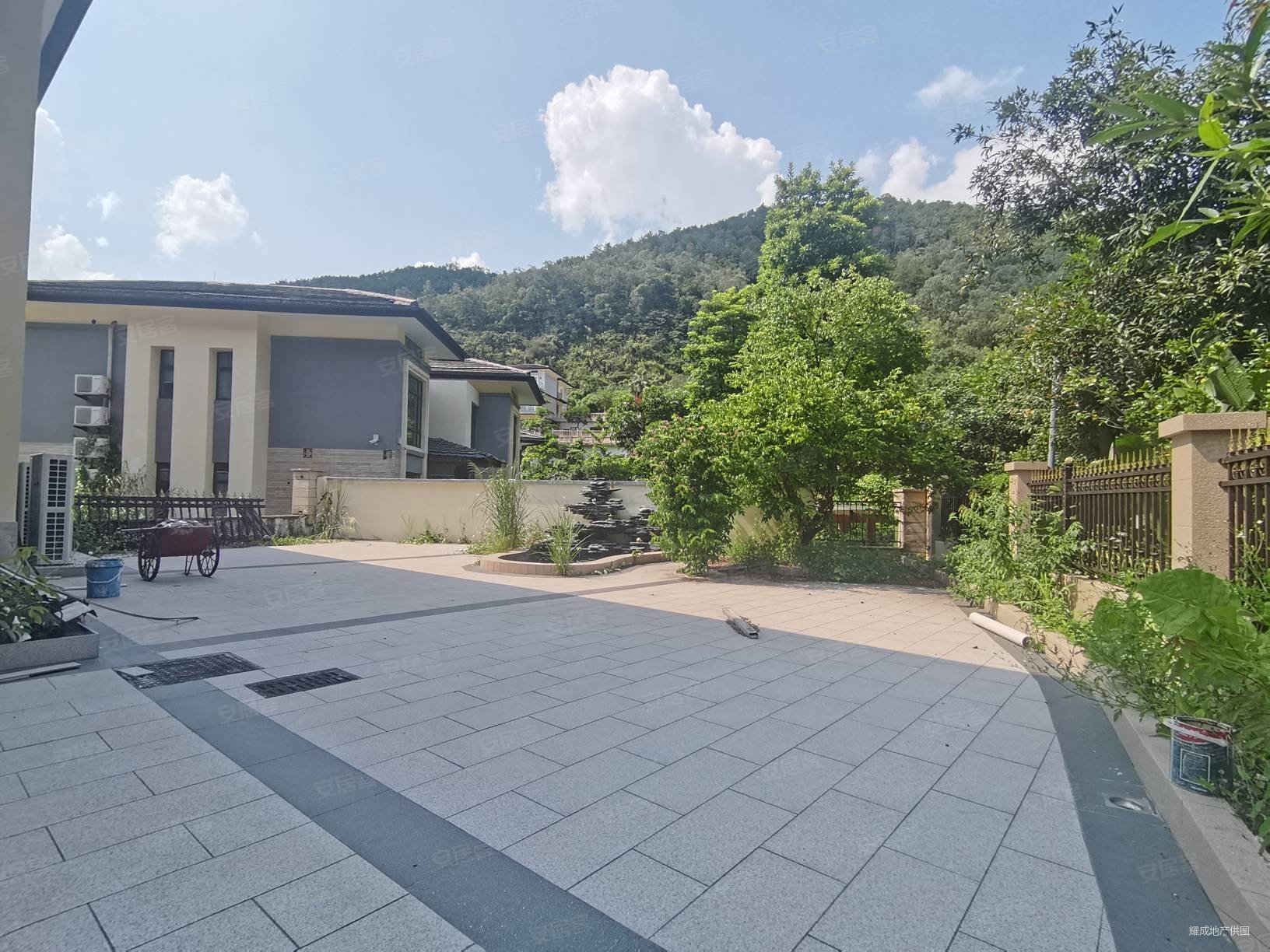 合景天湖峰境别墅