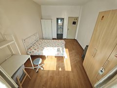 武汉青山建设二路月付可短租江南春城独卫飘窗出门和平公园印象城武商奥莱建设二路出租房源真实图片