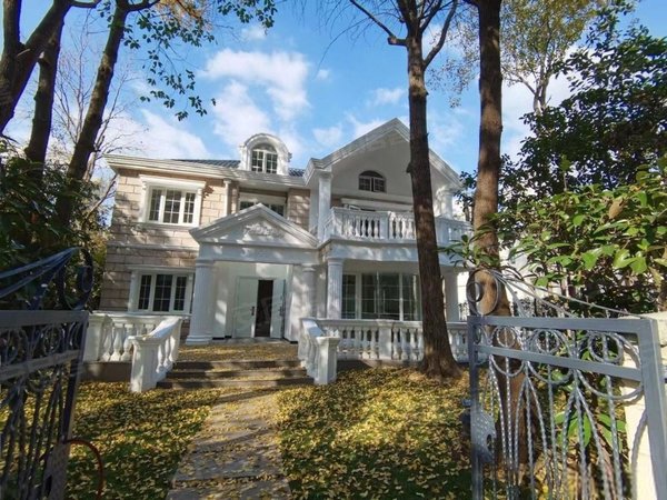 上海闵行金虹桥名都城(别墅)古北新出大独栋,接受住家,办公,会所接待