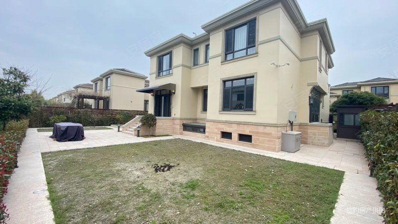 临河独栋别墅 全新豪华装修装修 一天未入住 五房设计,佘山3号二手房