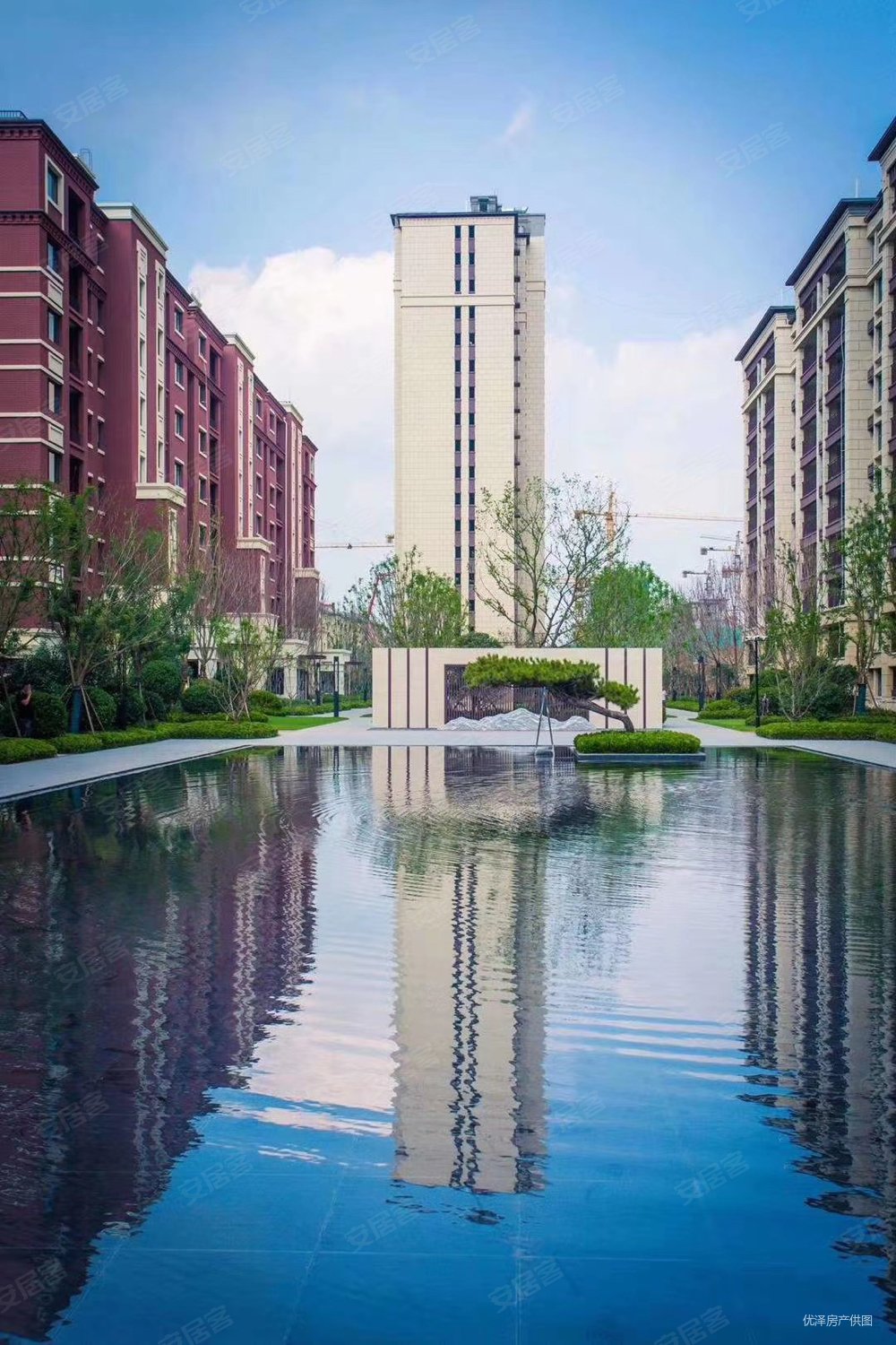 6平三室58 w 带车位天泰现房三个阳台户型方正泰华