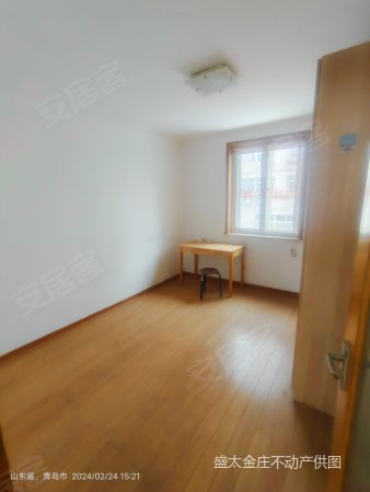 华阳路平地三楼不临街不靠路南北通透,青岛针织一厂职工宿舍二手房,88