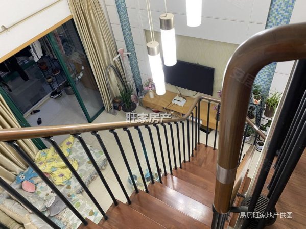 123万鹏欣尚城复式精装4房96加69平送车库