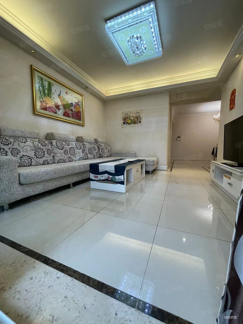 紫御华府 小区中心位置小高层 诚心出售 有钥匙 随时看房