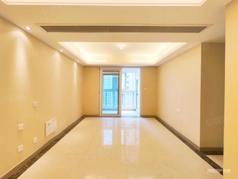 新城香悦澜山 开放商三大件交付 可做四房 随时看房