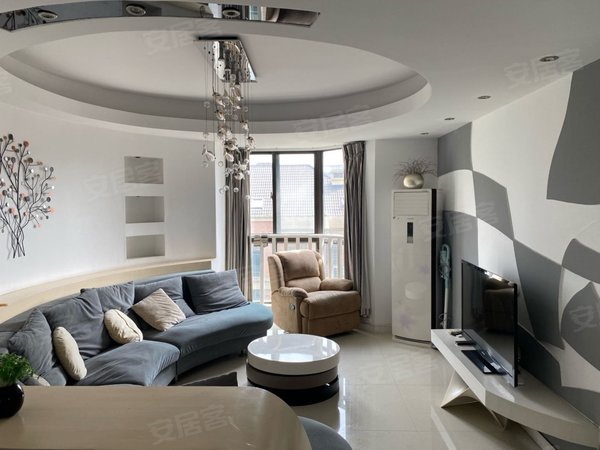 湖州长兴长兴市区君悦华府西区万达广场附近 君悦华府电梯精装修3房2